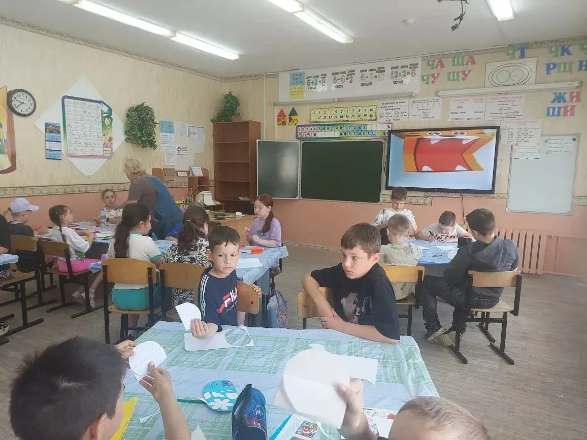 В пришкольном лагере дети отпраздновали один из важных дней – День Рождения А.С. Пушкина и День русс
