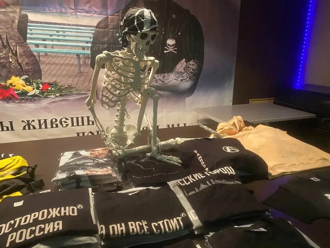Здравствуйте.

Немного информации: 

1. Завтра мы выступаем в рамках фестиваля YLЕТАЙ в 16:20 сцена 