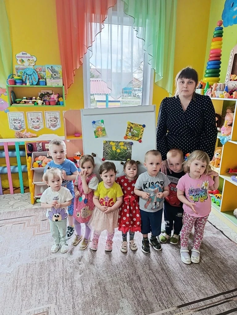 13 мая в группе «Зайчата» прошел «Международный День одуванчика»☀

Это цветок солнца, счастья, радос