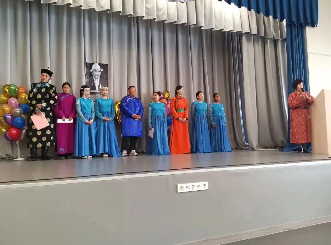 Осур-оол Амашкыновичинин 100харлаанынга тураскааткан эртем-практиктиг конференция Чадаа...