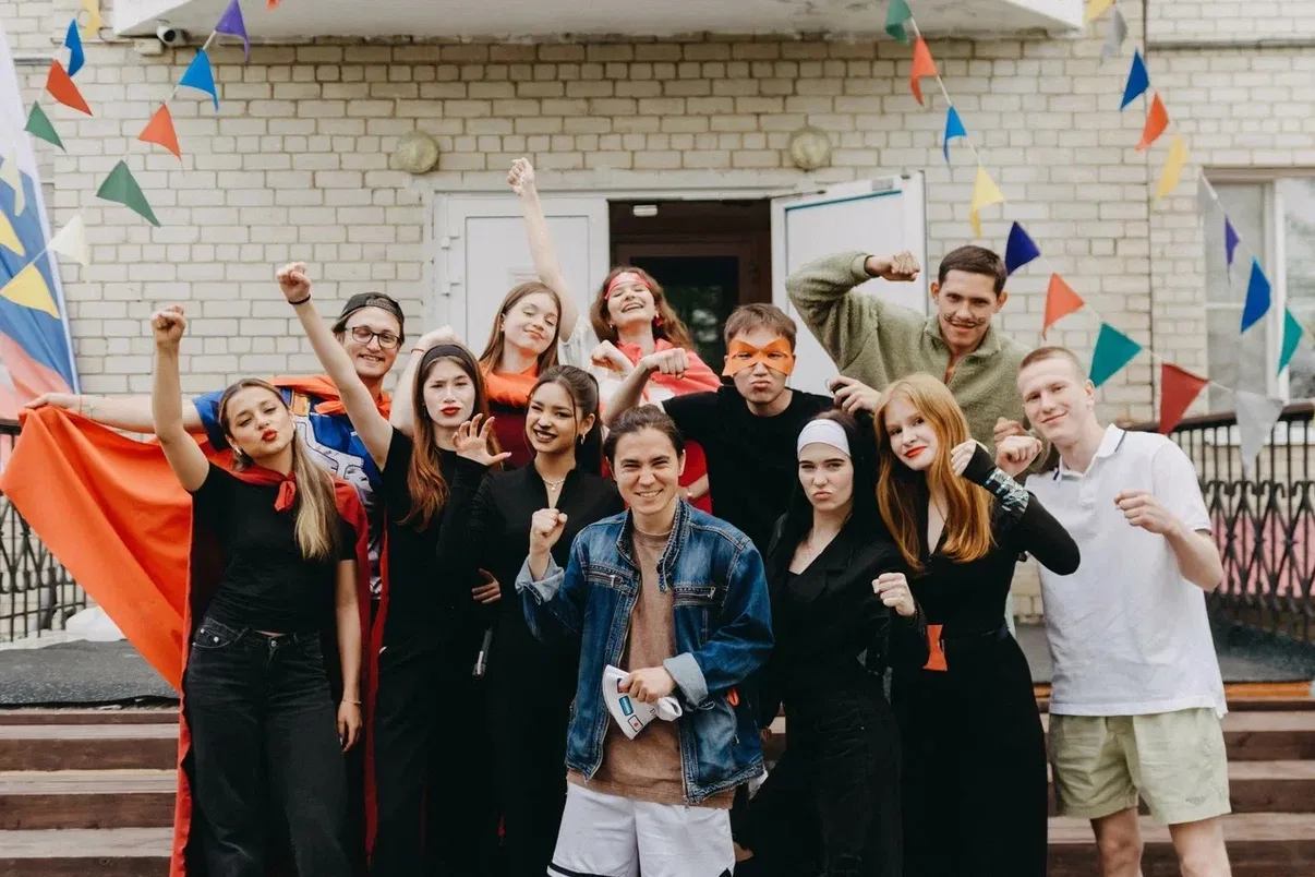 С Первомаем, родные! 🌸