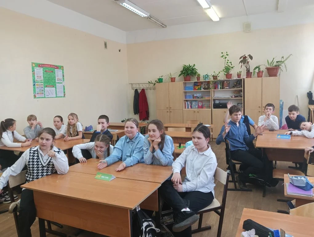 🎯 Финансовые баталии в 5 «Б» классе!  24 марта наши юные финансисты приняли участие в увлекательной 
