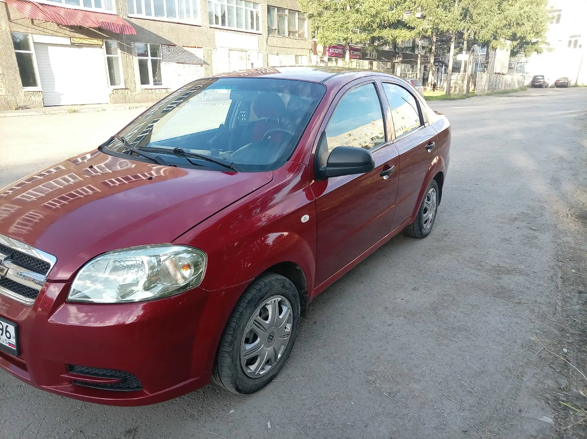 Продам шевроле авео 2011г пробег 61000 в хорошем состоянии ц390000. 89826213288