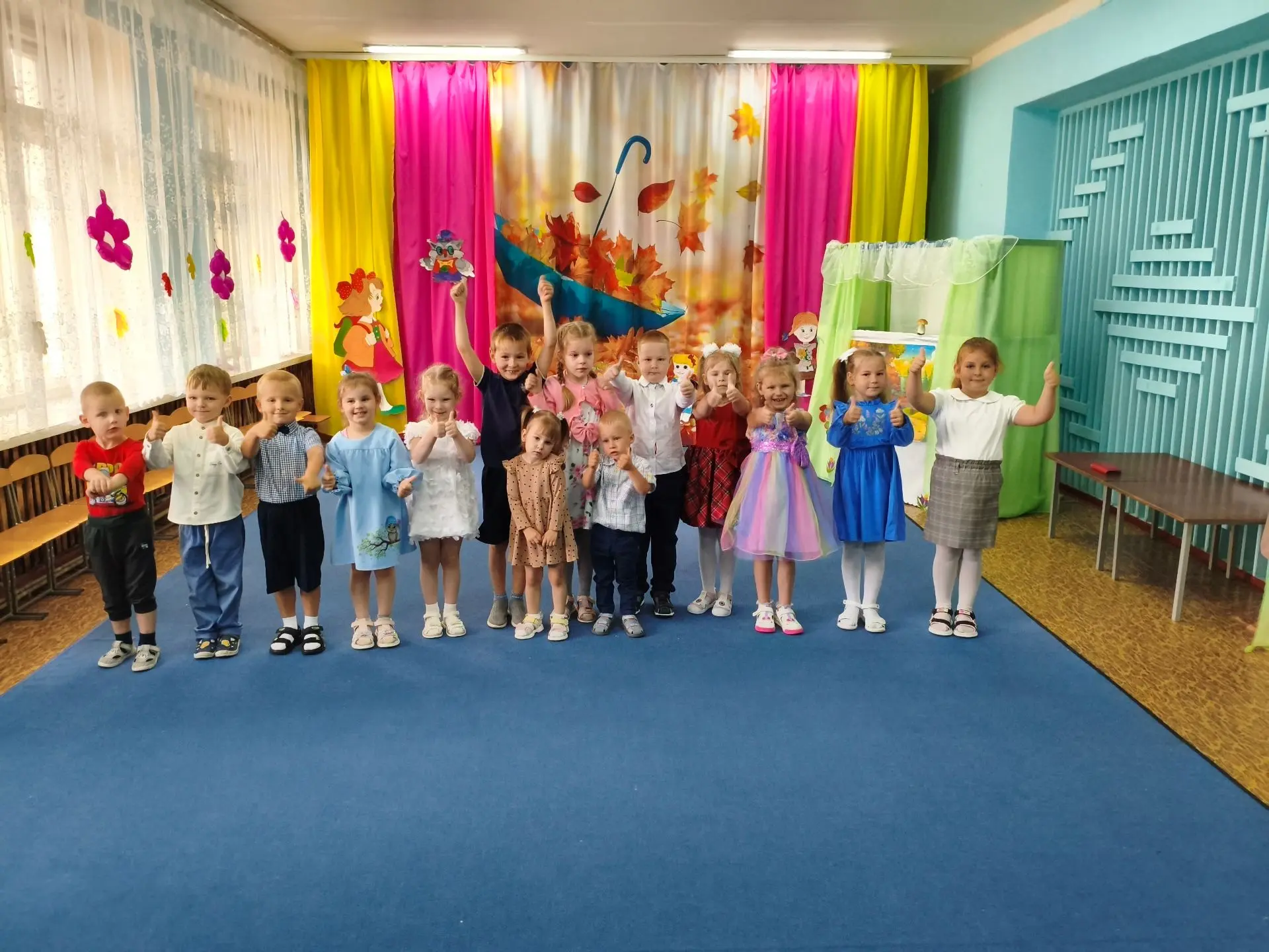 1 сентября в МКДОУ "Детский сад "Колосок" провели утренник посвященный ДНЮ ЗНАНИЙ!!! Це...