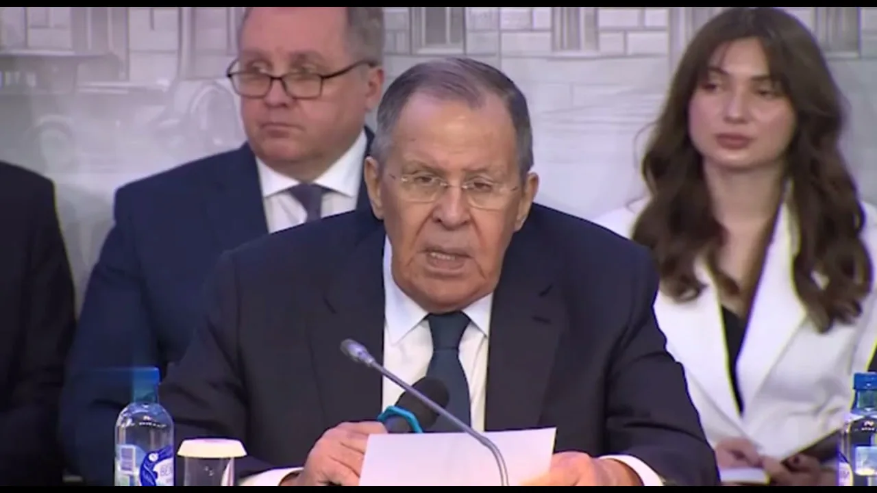 Ещё из заявлений главы МИД РФ:

- Не хочу даже думать о том, что «Аляска» была задумана, чтобы выигр