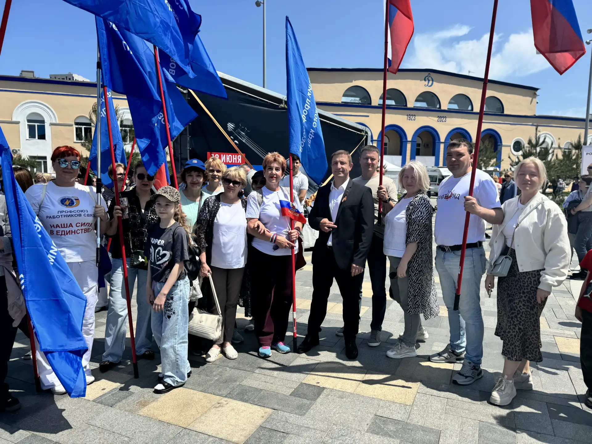 🇷🇺Сила нашей великой страны заключается в единстве, солидарности и созидательном труде миллионов л