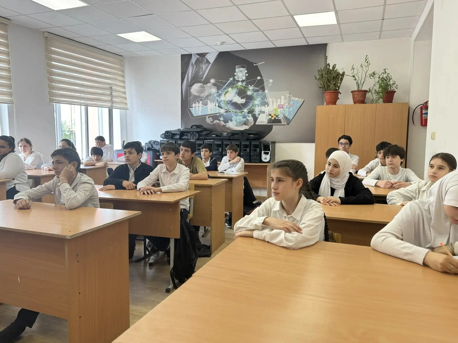 ✅ Ребята из 9-10 классов посмотрели один из самых ярких и трогательных фильмов сезона —...