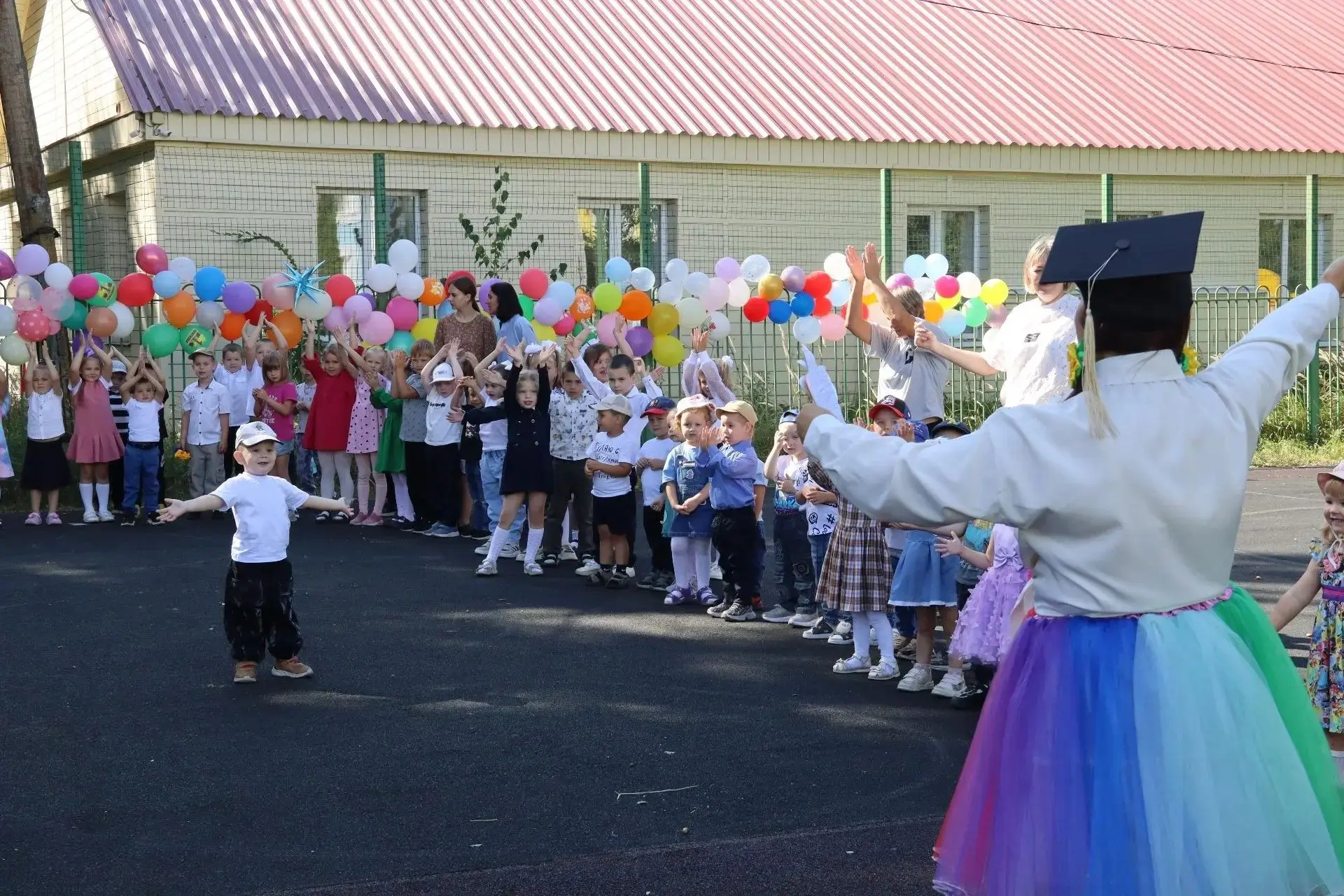 Пусть День Знаний открывает