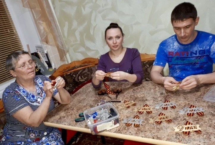 Успевай делать добро

8 июня - День социального работника: хроники одной династии соцработников из с