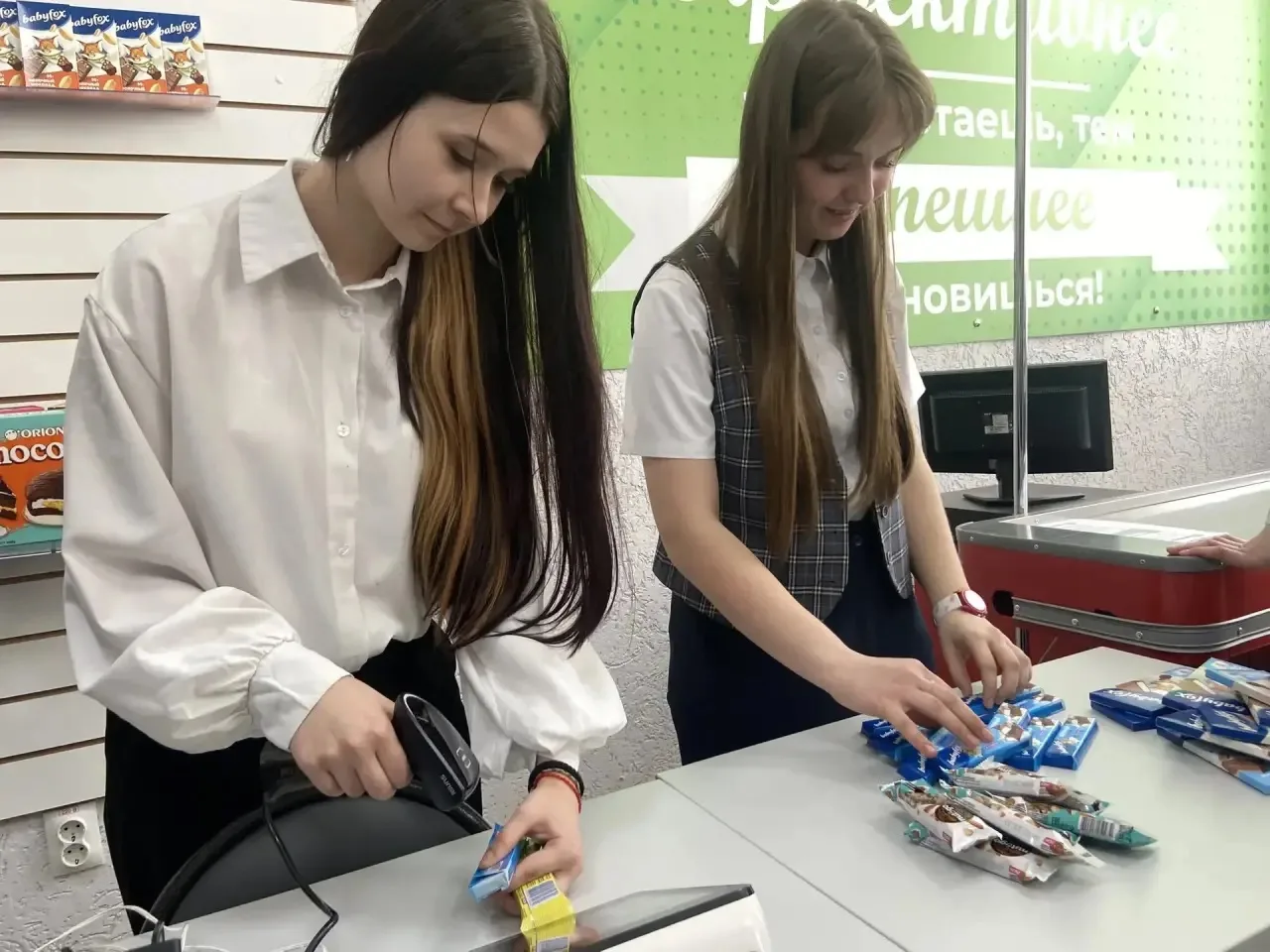 📅 24 апреля ученики 9«А» и 9«В» классов нашей школы посетили День открытых дверей в Пензенском колле