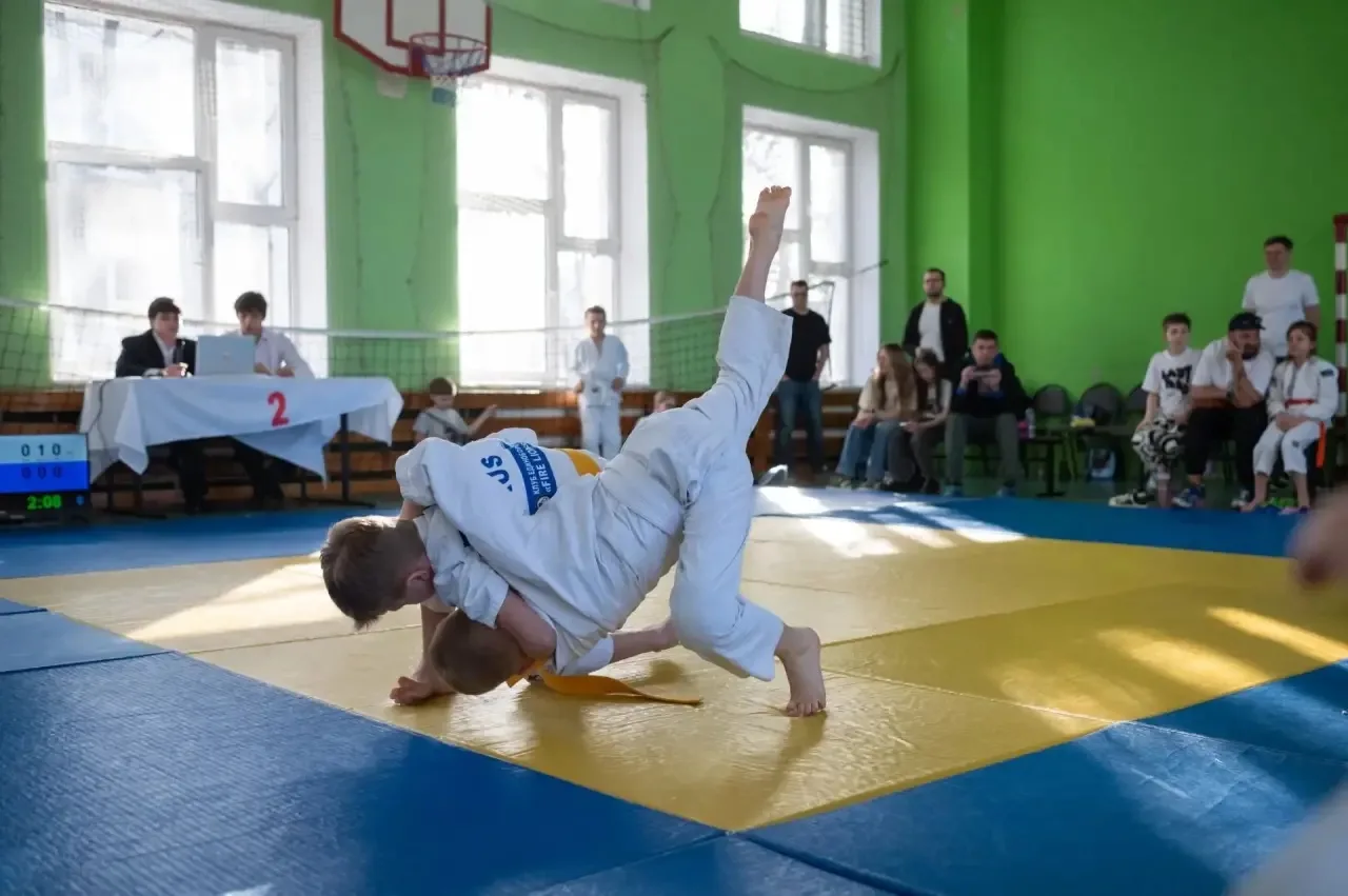 🥋 Открытый турнир по дзюдо «Восходящее солнце»  В нашей школе состоялся открытый турнир по дзюдо «Во