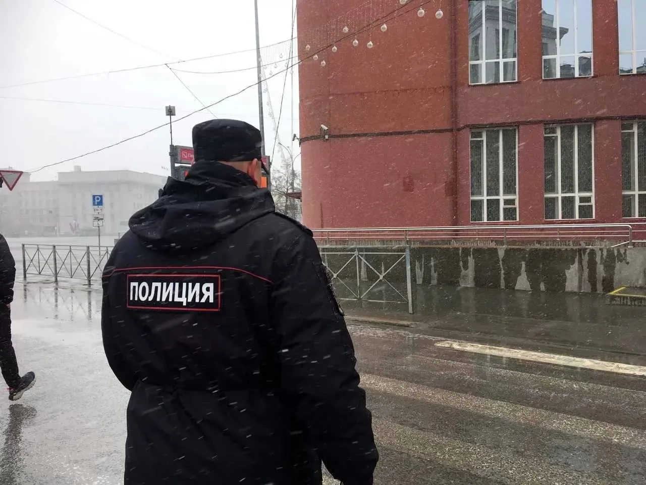 С начала года из Омской области депортировали 200 иностранцев