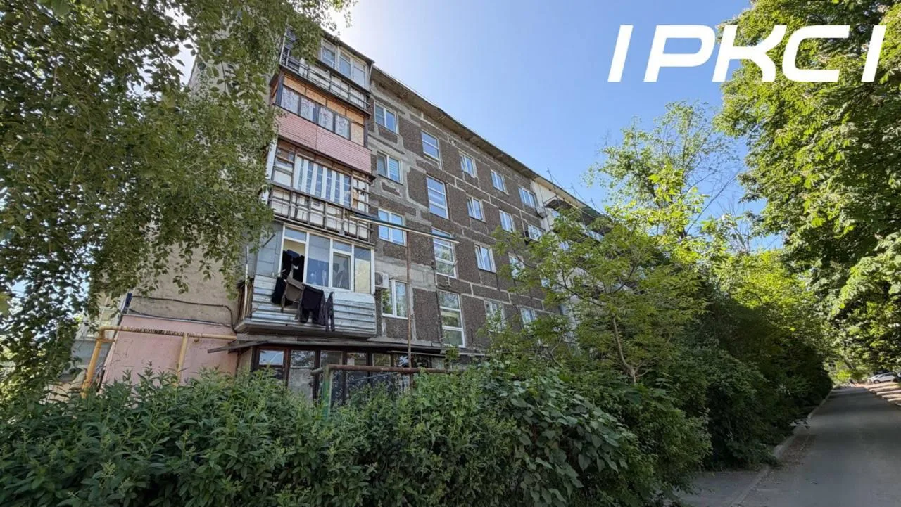 🏙 Дом на проспекте Нахимова. Работы идут, что-то восстанавливают…