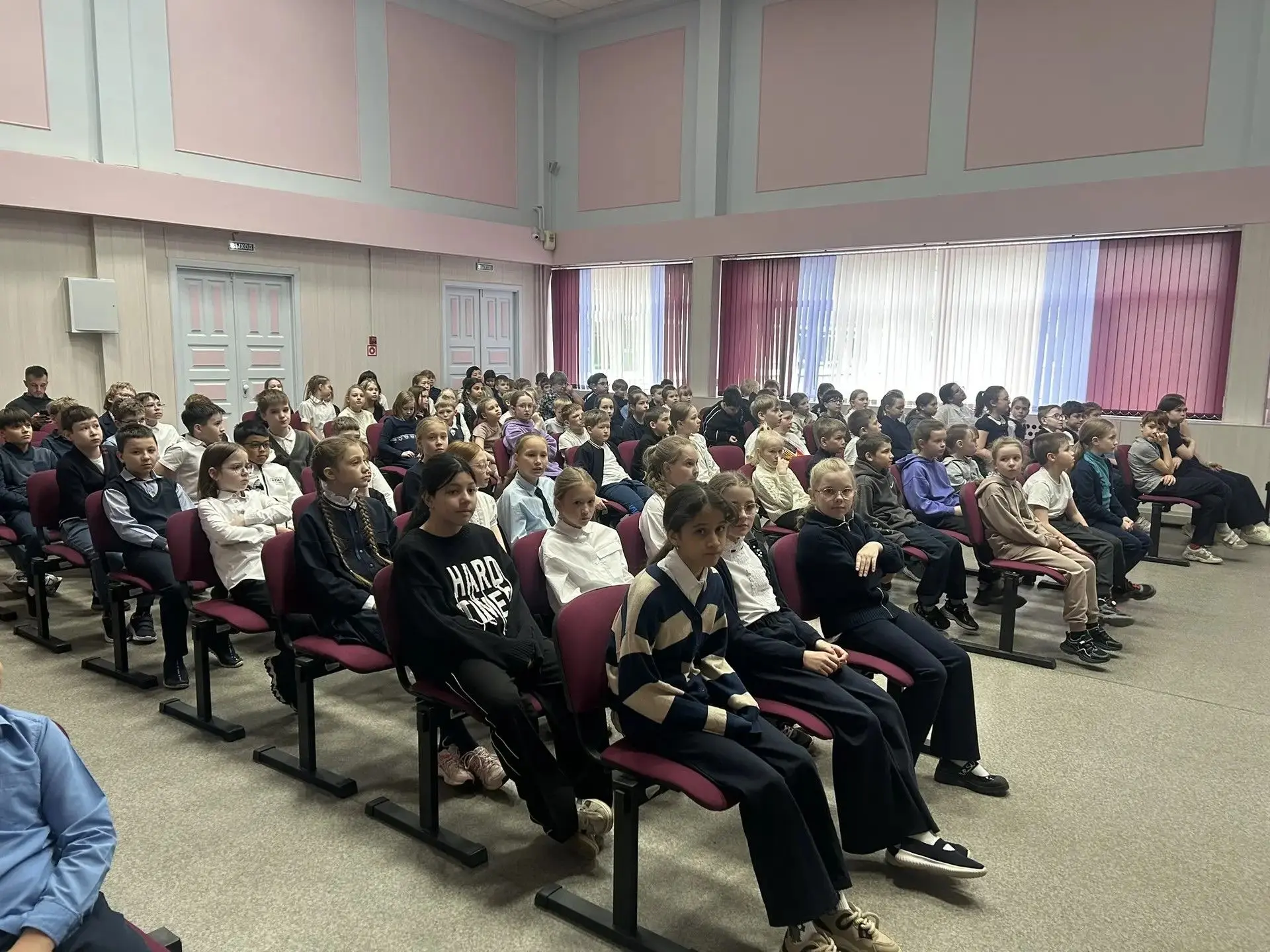 💫💫💫 "Пожарная безопасность дороже миллиона" Сегодня учащиеся начальной школы приняли участие в интел