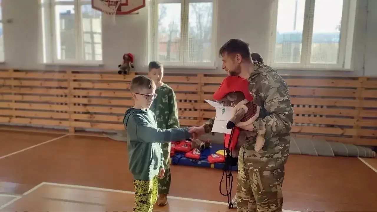 ВОТ ЭТО КАНИКУЛЫ! 🔥  🤓 Друзья! Вчера мы делились впечатлениями о насыщенных буднях наших ребят на см