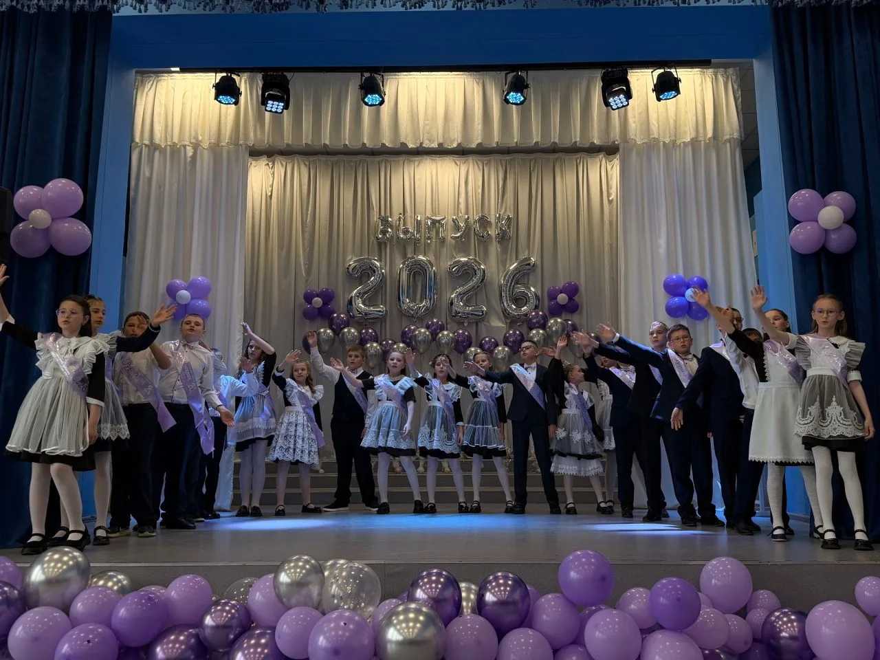 🔔 30 мая 2026 года в нашей школе прошёл трогательный праздник для учеников 4 "б" класс...