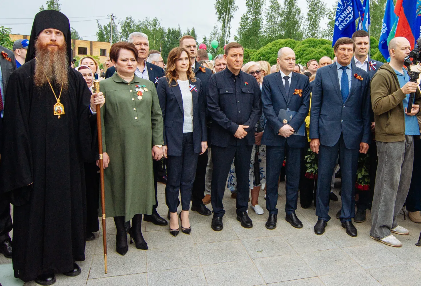 Глава города Великие Луки Николай Козловский на торжественной церемонии открытия Мемориального парка
