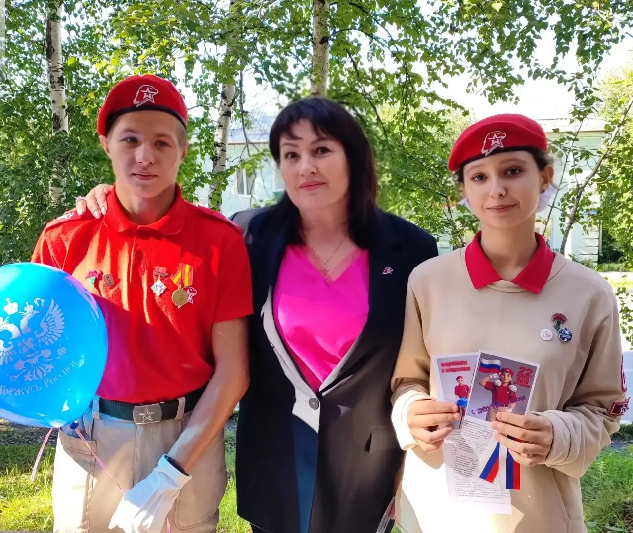 🇷🇺 «Гордо реет флаг России»: юнармейцы дарят праздник городу! 👏🏻