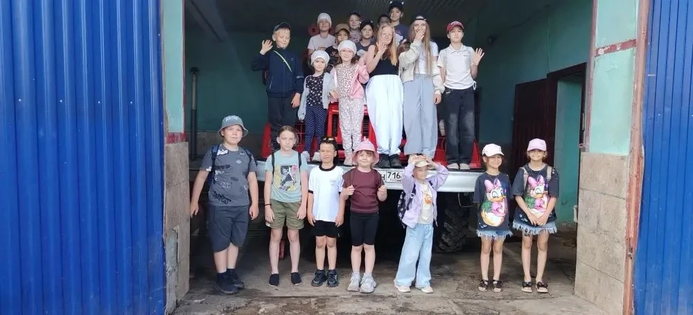 🚒👨‍🚒👩‍🚒Сегодня ребята, посещающие наш пришкольный лагерь, побывали на экскурсии в пожарной част