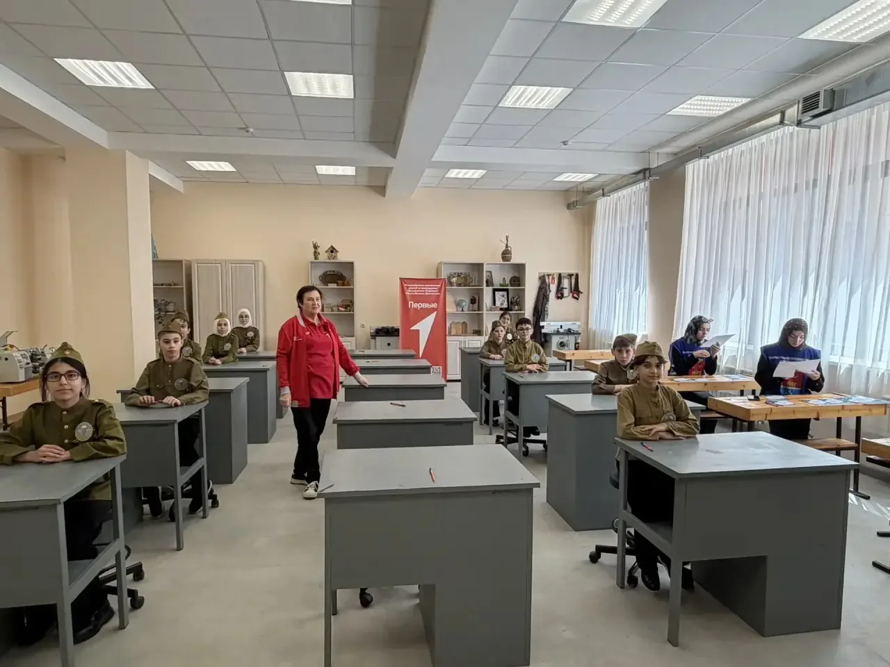 Сегодня команды средней и старшей возрастных групп нашей школы приняли участие в муниципальном этапе