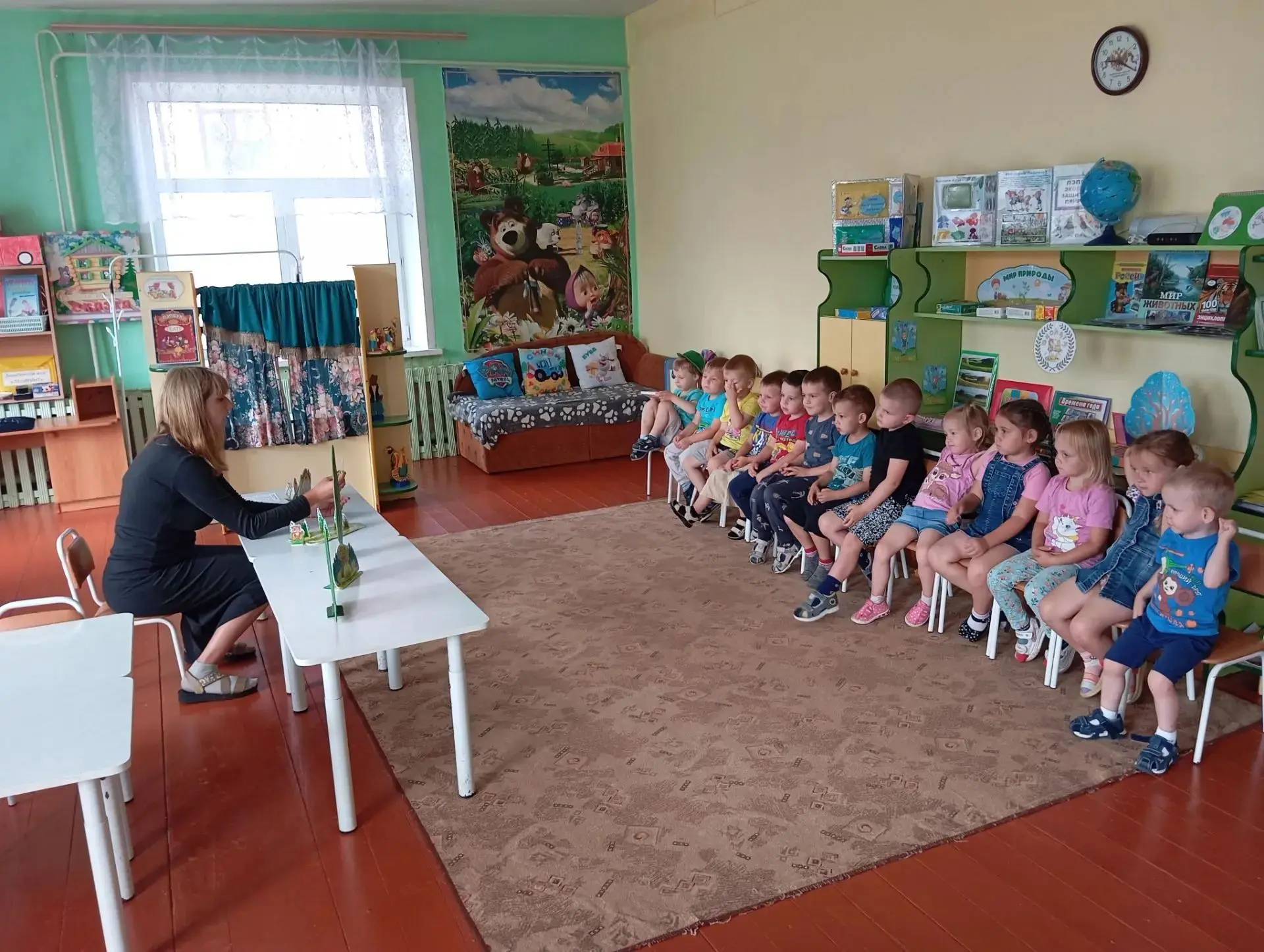 ✨Сегодня в группе «Улыбка» прошёл день театрализованной сказки. 🎭Дети с огромным удово...