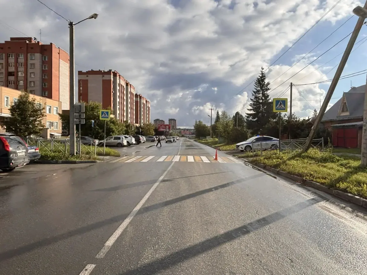 Водителя, сбившего подростка на велосипеде, разыскивают в Бердске