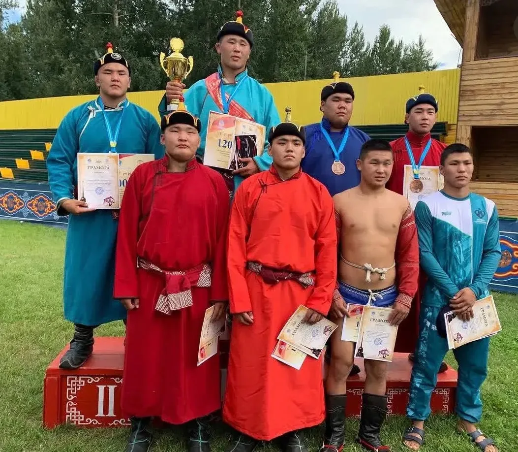 ⚡️Дакыр-оол Сай-Даш стал победителем первенства по национальной борьбе хуреш среди юнош...