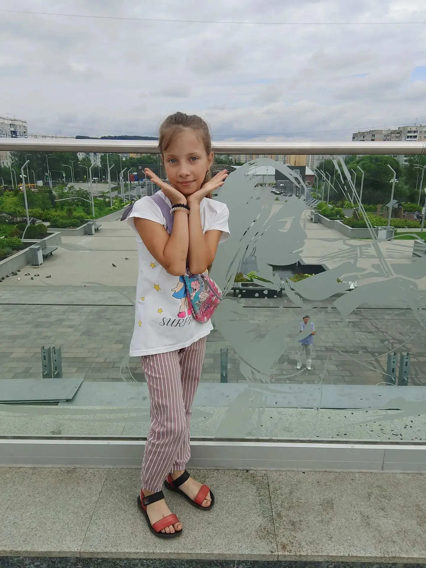 Летний отдых🌳

Алиева Алия - прогулка по Новоильинскому району ☀️🏙️

#МБОУ_ООШ_23 #ЛетнийОтдых #Но