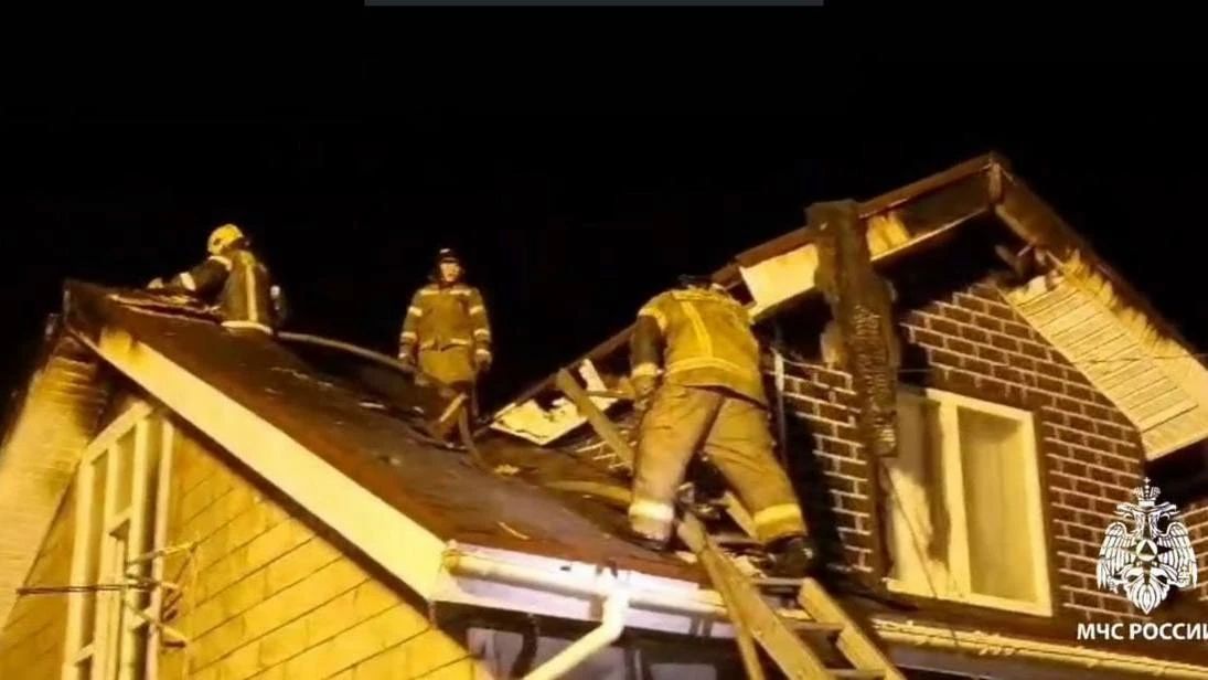 В Ижевске произошел крупный пожар из-за камина