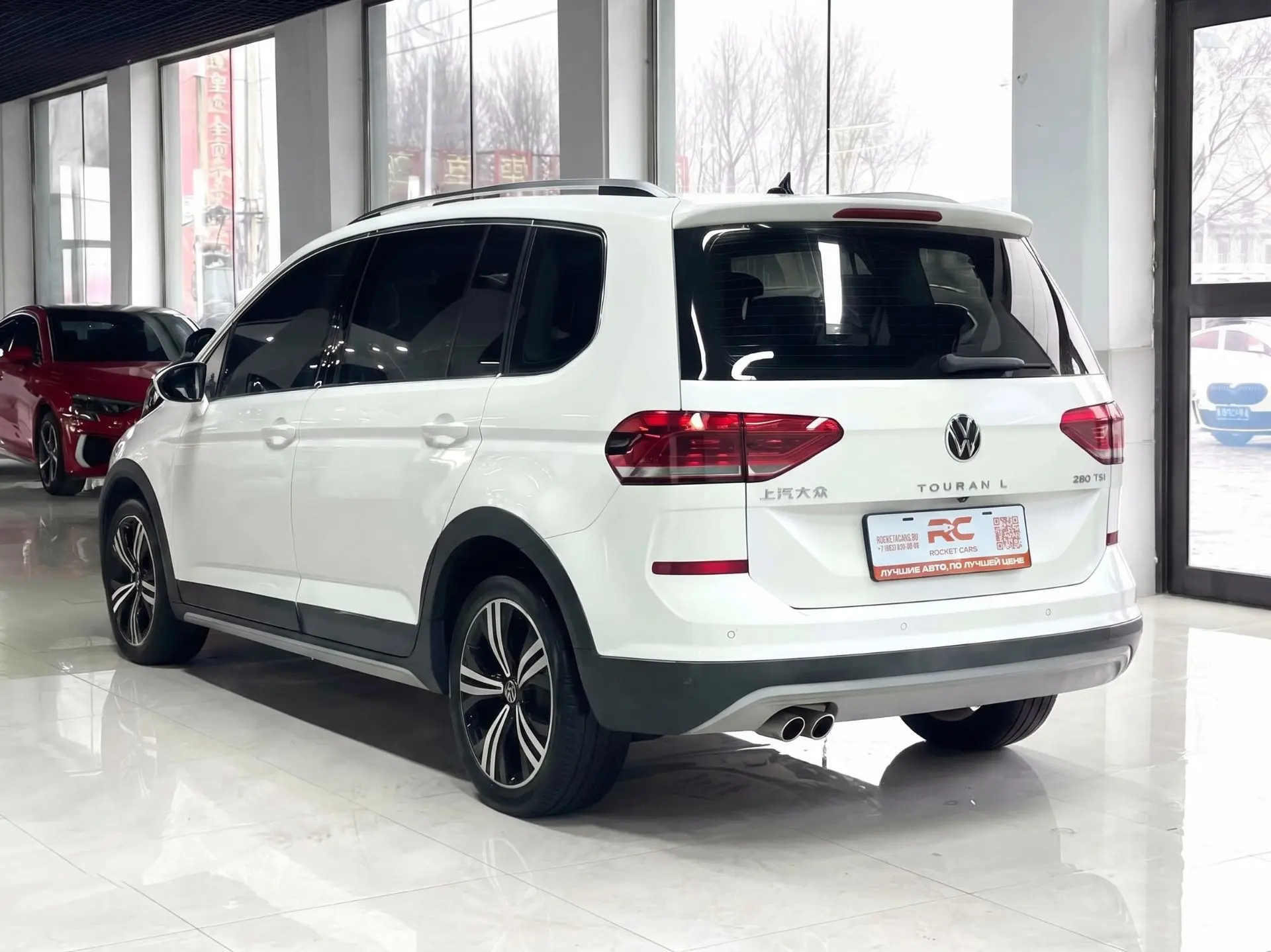🚗 Volkswagen Touran L 280TSI DSG Cross Edition 7-Seater