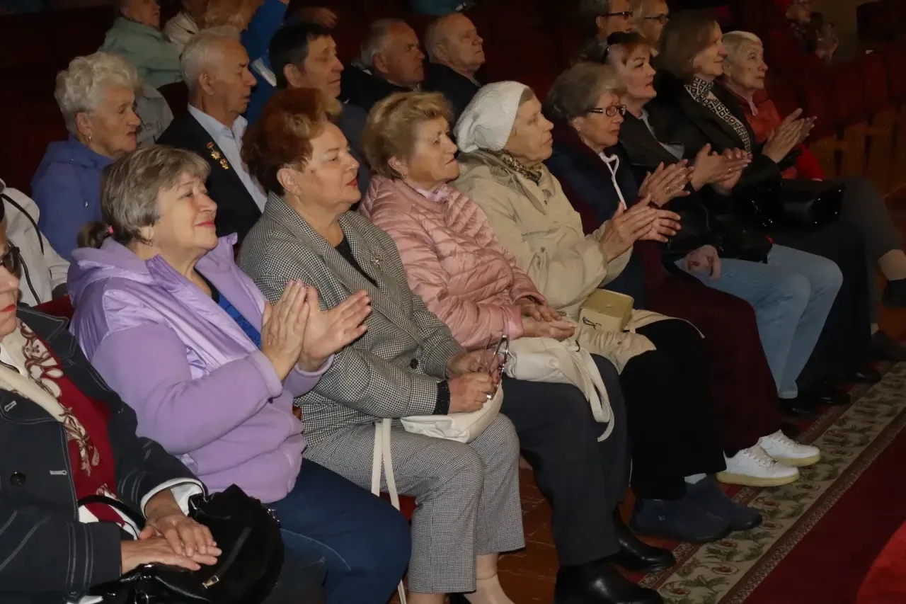 В Суворове отметили День пожилого человека.