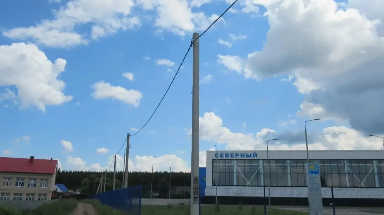 В селе Северном отремонтируют более 5 километров ЛЭП.

Северный РУЭС филиала АО «Оренбургкоммунэлект