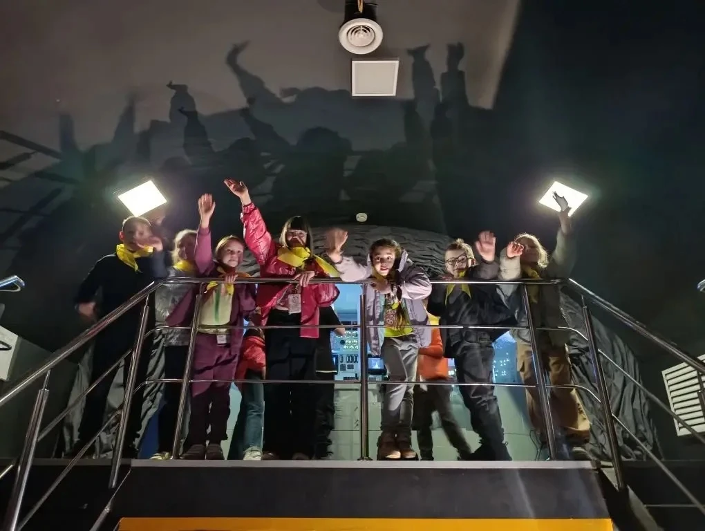 ШКОЛЬНЫЕ ЭКСКУРСИИ🚍  🏫 Ученики начальной школы из образовательной смены «Весенняя капель» посетили м