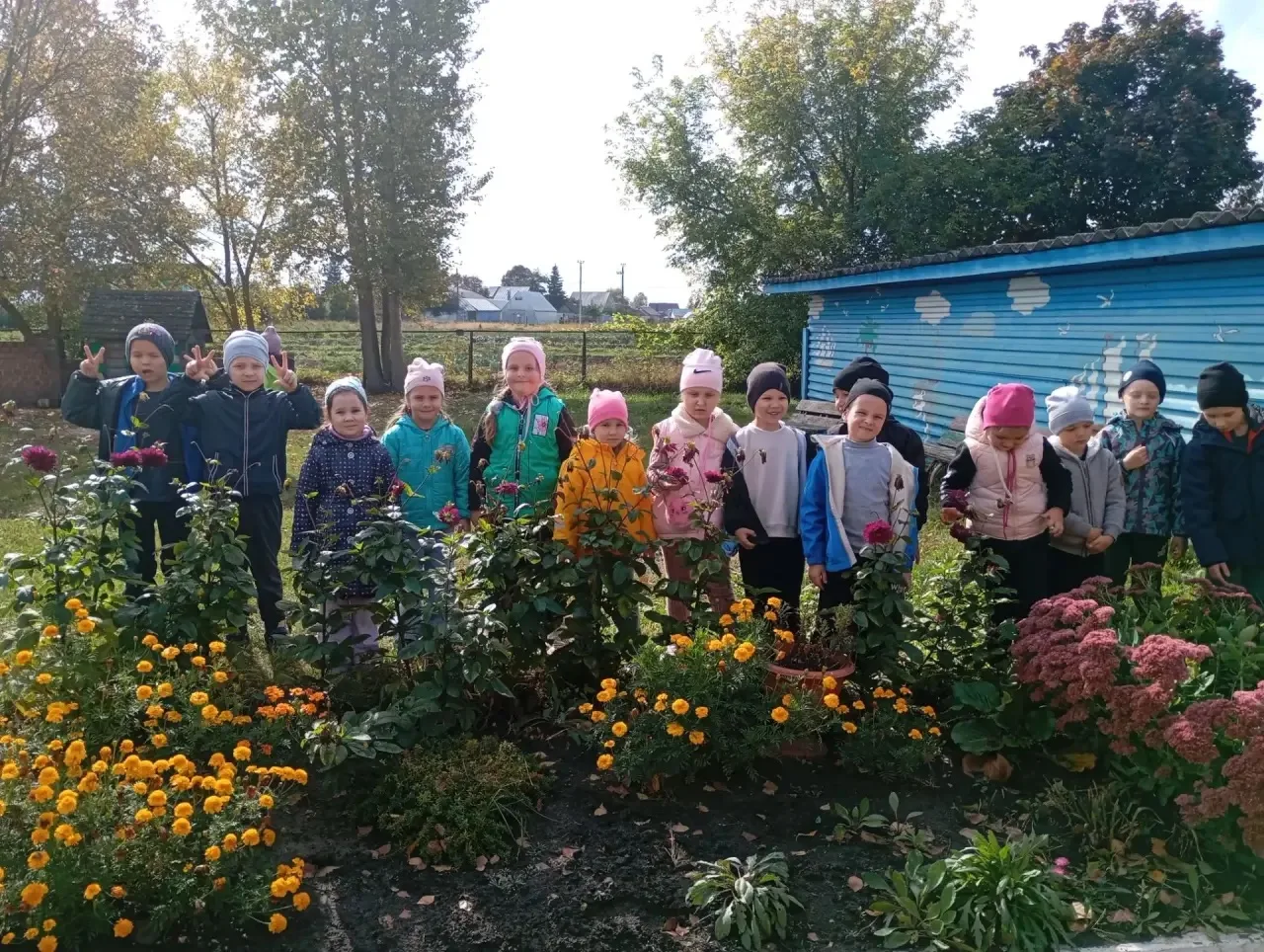 **🍂 Осень — золотистая подружка наших прогулок**