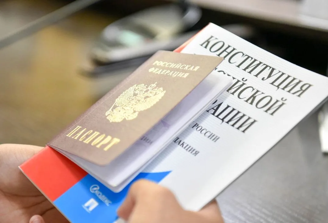 Участники СВО и их семьи смогут получить гражданство России по упрощённой процедуре. Губкинская прок