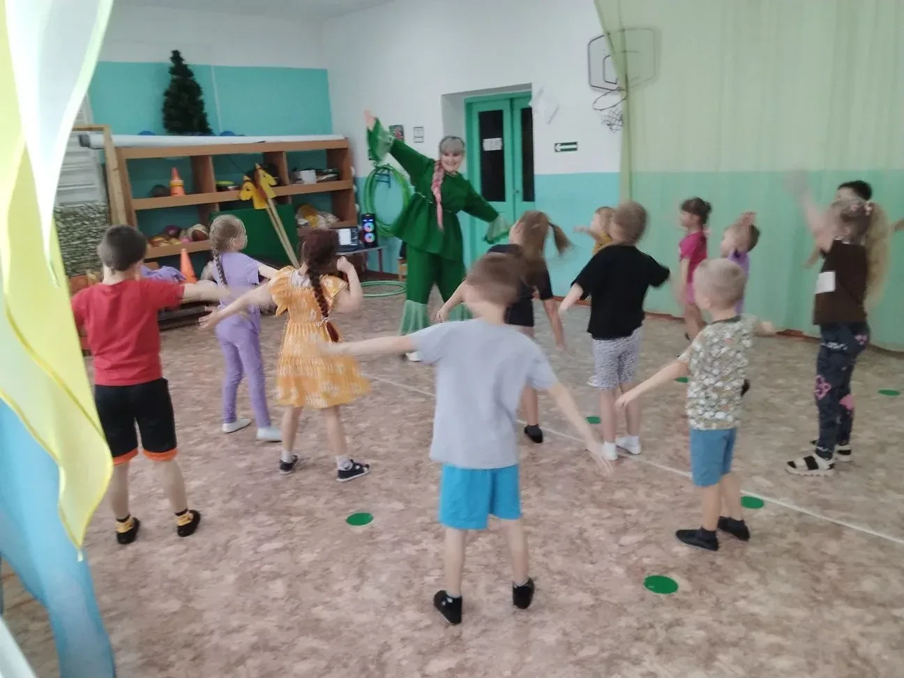 В нашем детском саду прошла  неделя устного фольклора «Сундук сказок», посвященная Году...