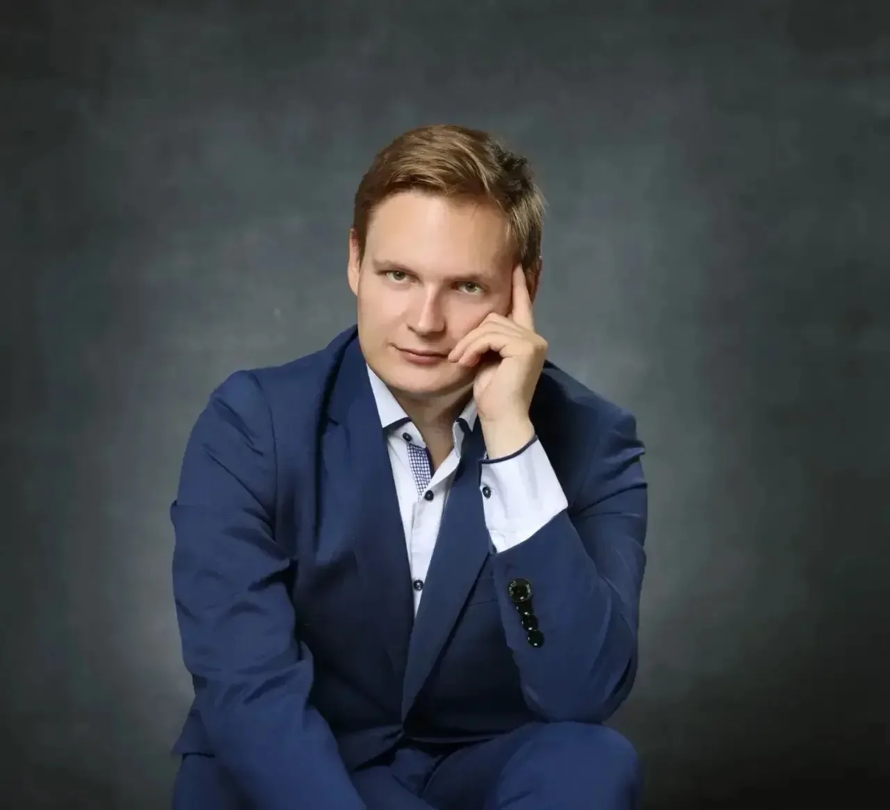 🎭 Приглашаем на концерт «Маски и душа»!

На сцене выступит Егор Фёдоров (бас) — лауреат всероссийск