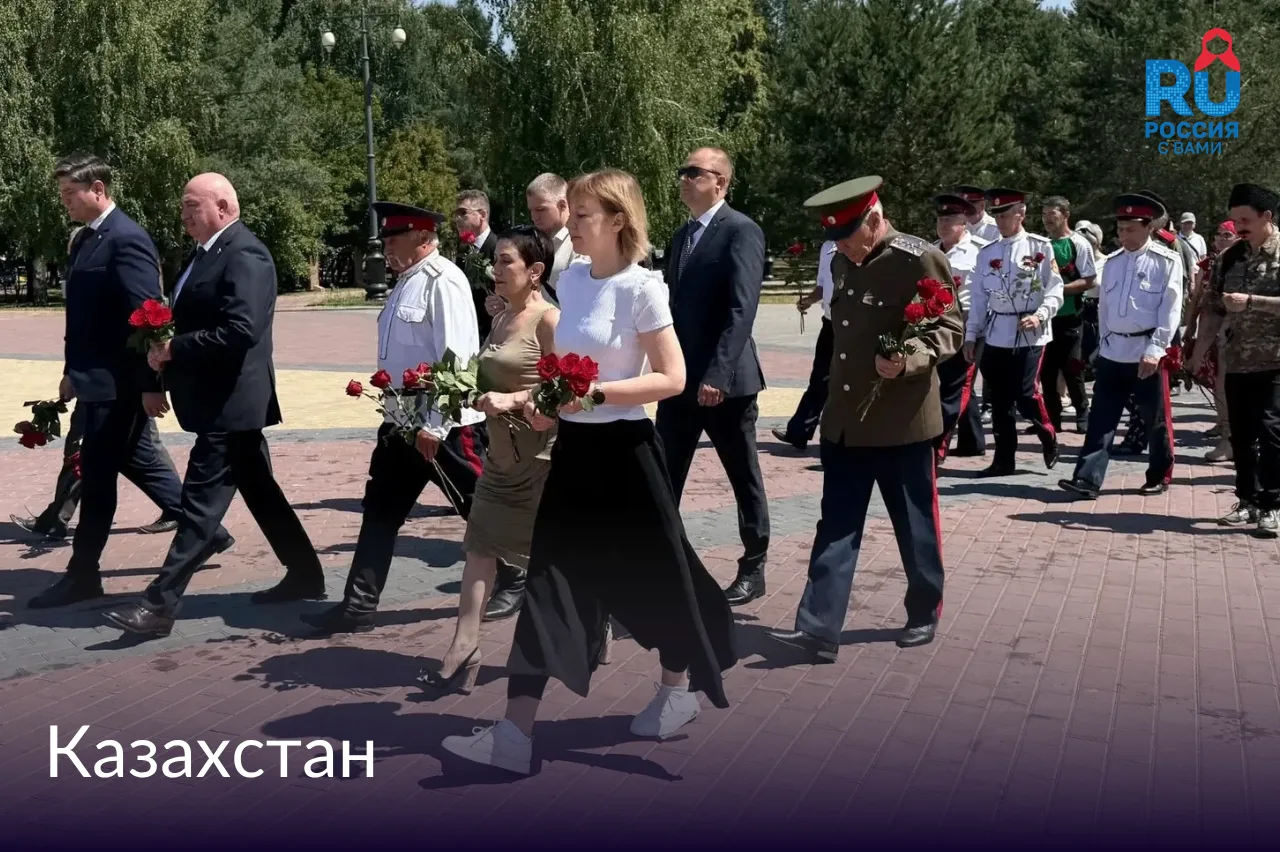 🪖 По всему миру вспоминают героев Великой Отечественной войны

В Русских домах организованы меропри