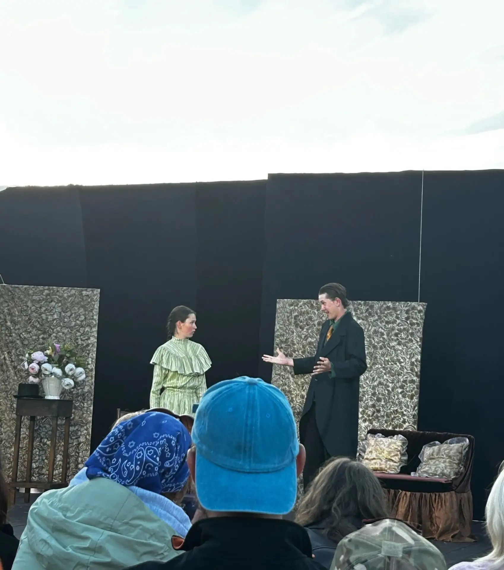 🎭 День, который подарил нам целых три спектакля!
 
Сегодняшний день был просто невероятным! Мы успе