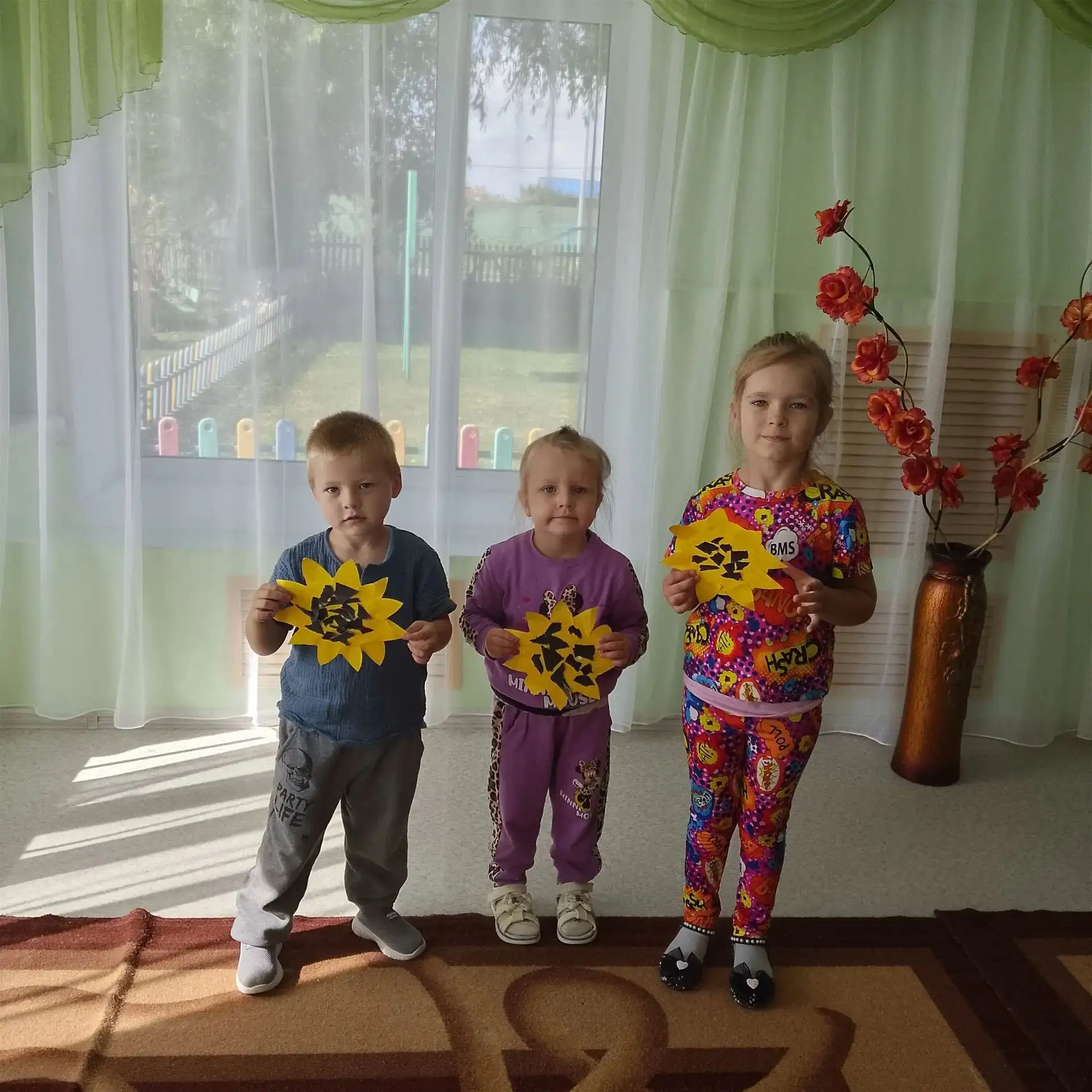 занятие по аппликации на тему: "Золотые подсолнухи"🌻🌻🌻