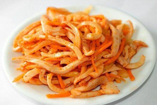 Кальмары «Хе»

Забудь про магазинную закуску в вакуумной упаковке — эта делается своими руками, а ма