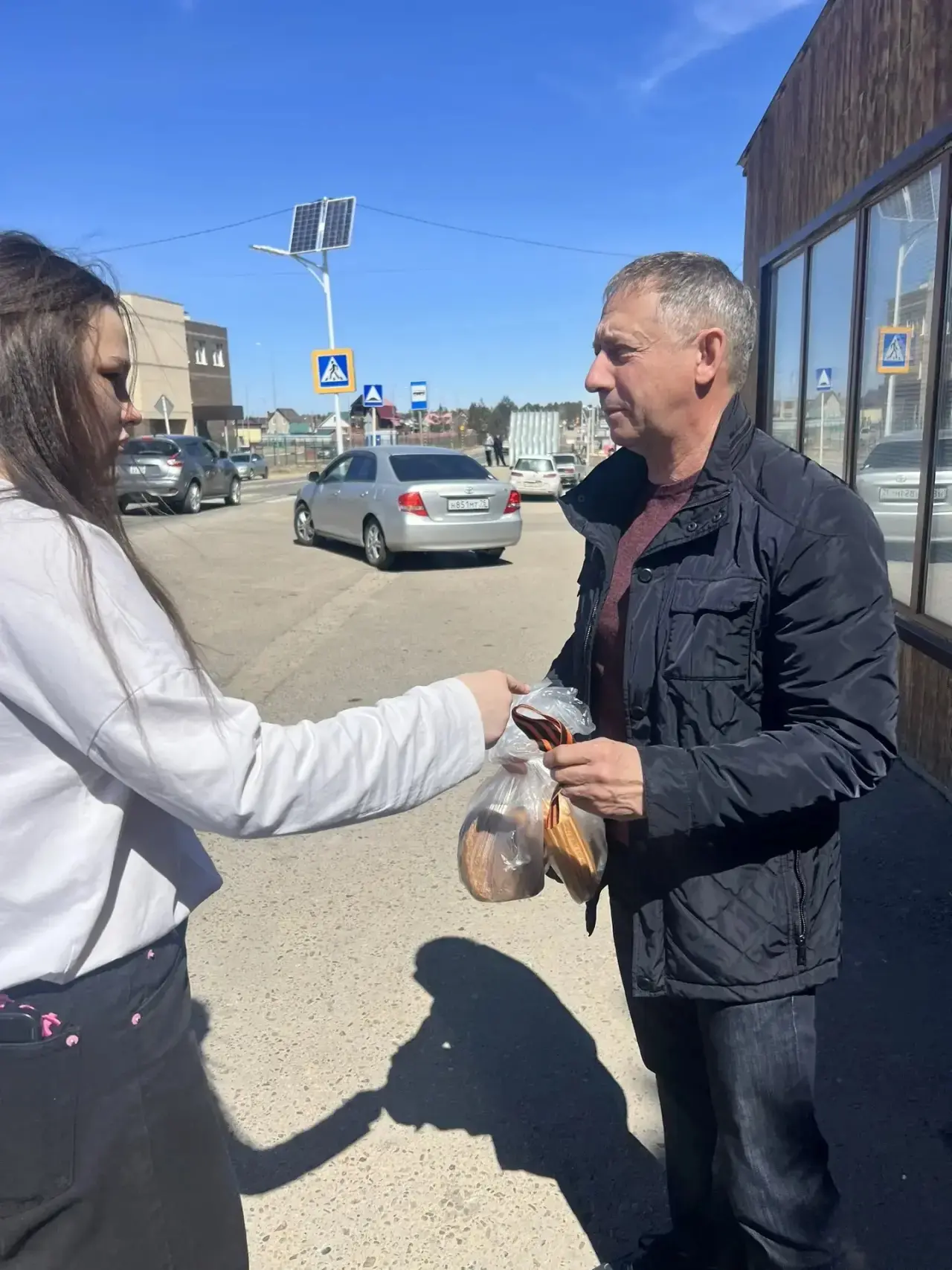 Всероссийская акция «Георгиевская ленточка». 🎗️🎗️🎗️🎗️🎗️🎗️🎗️🎗️🎗️🎗️🎗️  ⏱️28 апреля 2026 года волонтеры
