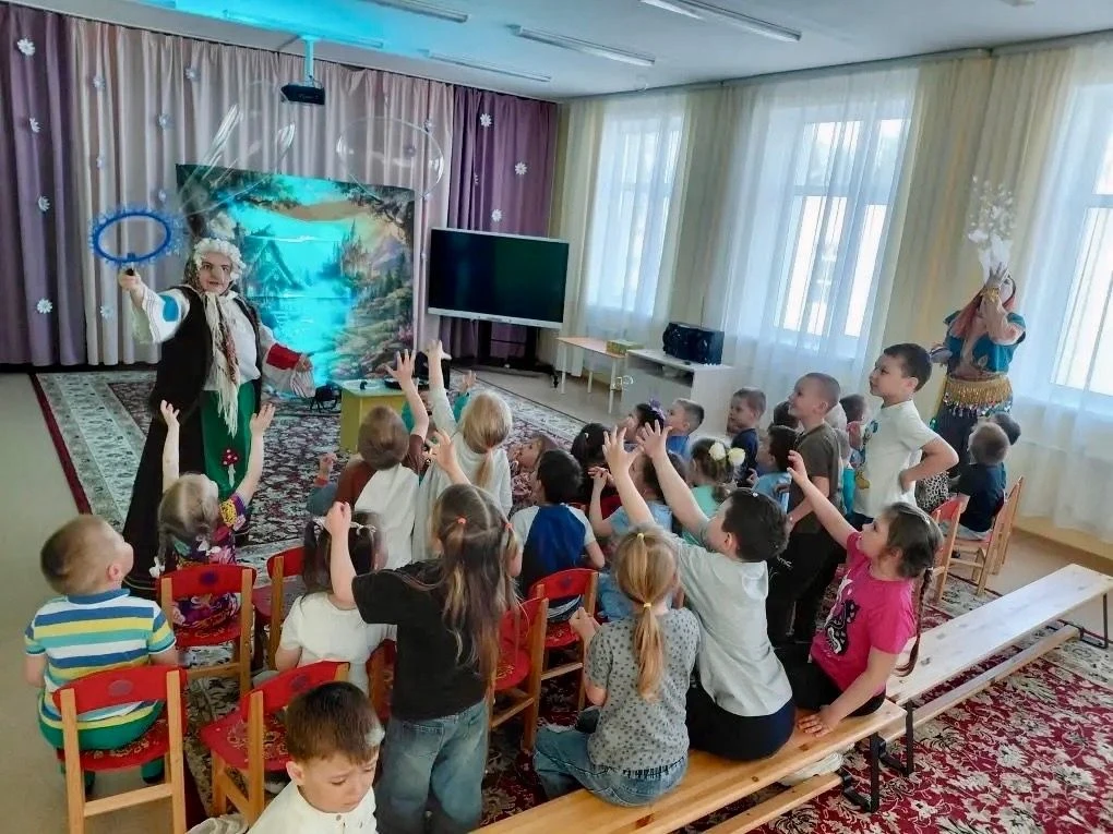 🤡🎉В наш детский сад приезжал спектакль: «Суматоха в сказочном лесу "👍👏.