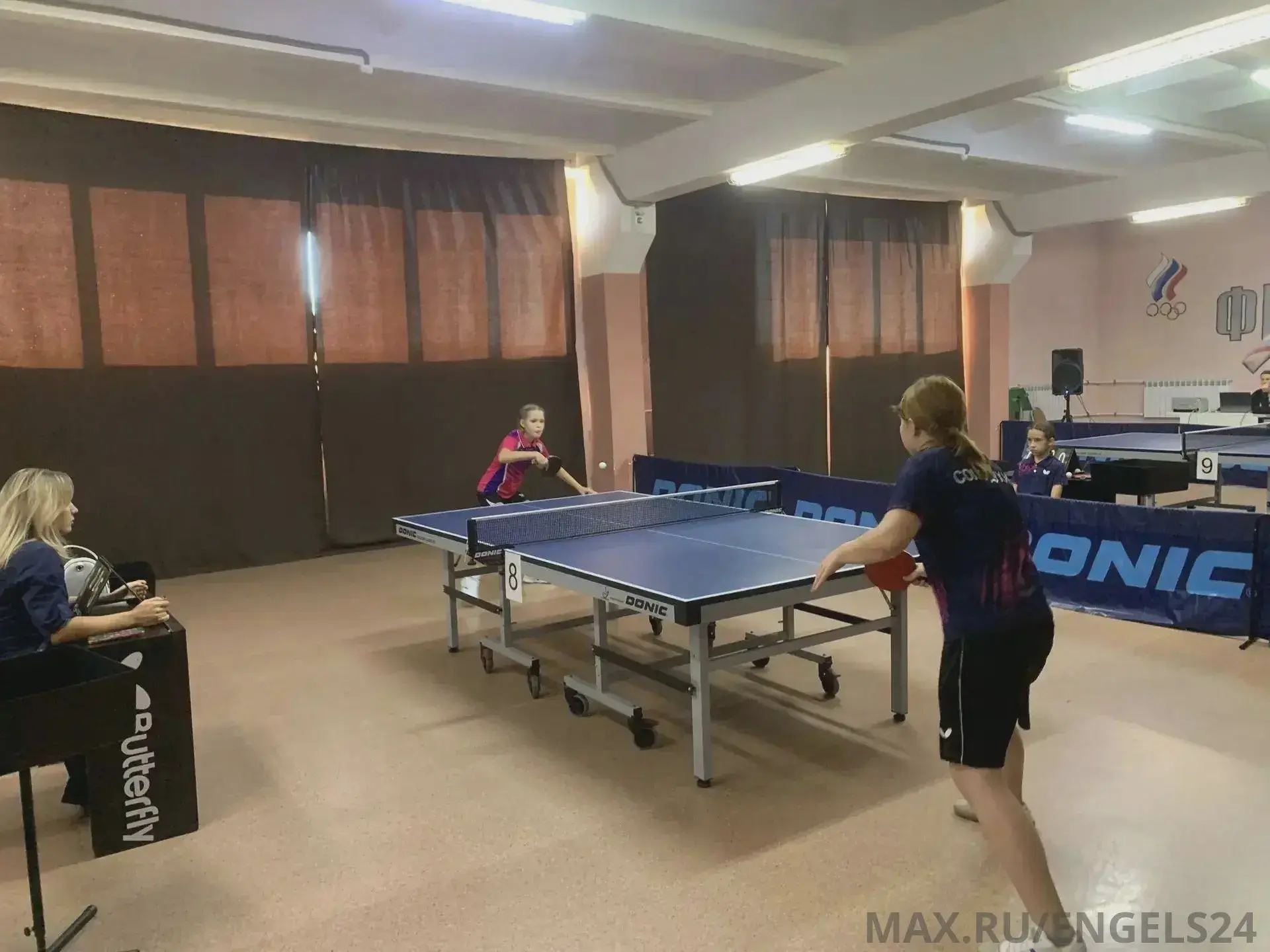 В Энгельсе разыграли медали первенства по настольному теннису
