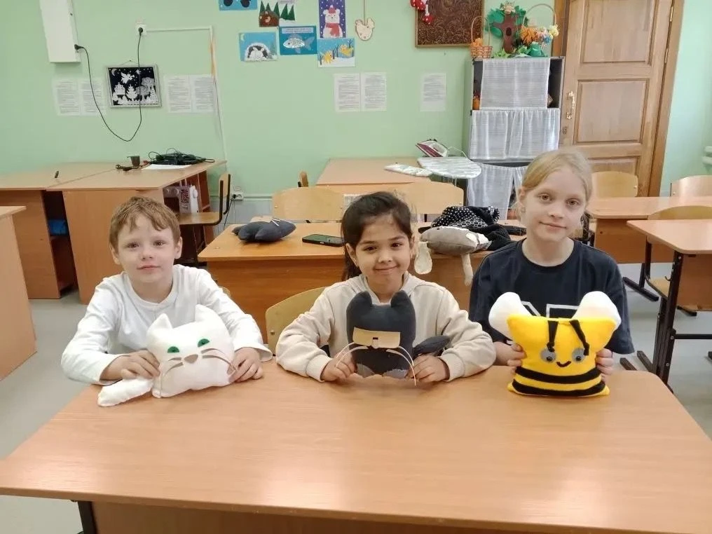 🧶🧵В творческой мастерской группы «Швейные фантазии» состоялось  заключительное занятие