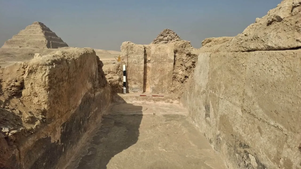 🇪🇬 В Египте обнаружили гробницу чиновника эпохи Древнего царства.