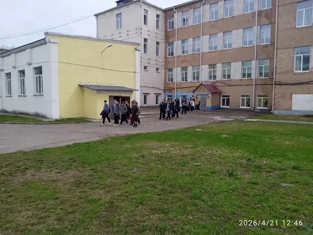 Безопасность превыше всего! 🚨 Сегодня в МБОУ «Эффективная школа» (корпус 4, школа №5) – день повышен