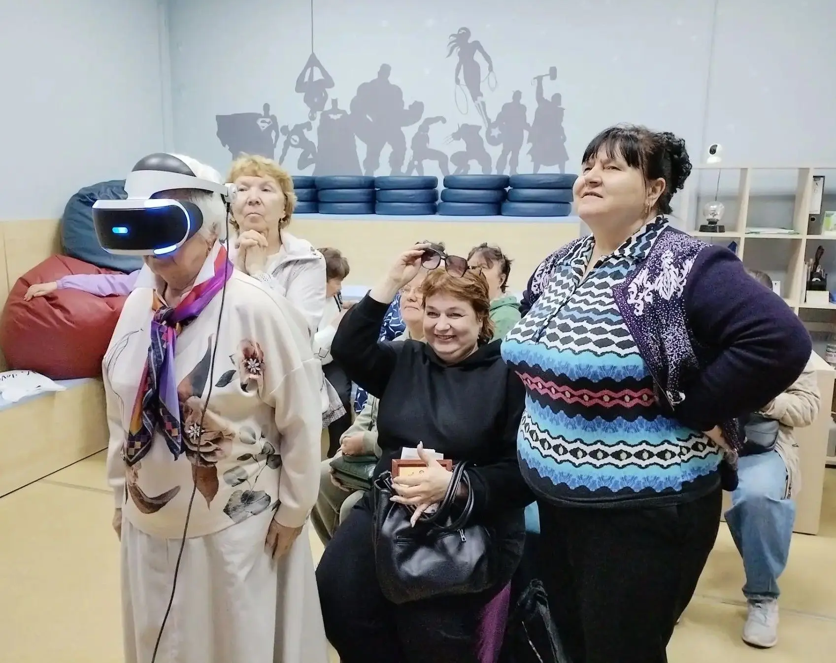 #АХМАТОВКА
"ЗДЕСЬ ГОЛОС АННЫ ВНОВЬ ЗВУЧИТ" 55+

Сегодня в Центральной библиотеке им. А. Ахматовой со
