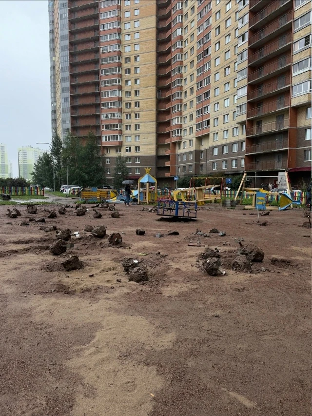 В Мурино приступили к созданию совершенно новой игровой площадки для детей 😊
 
Подписано соглашение