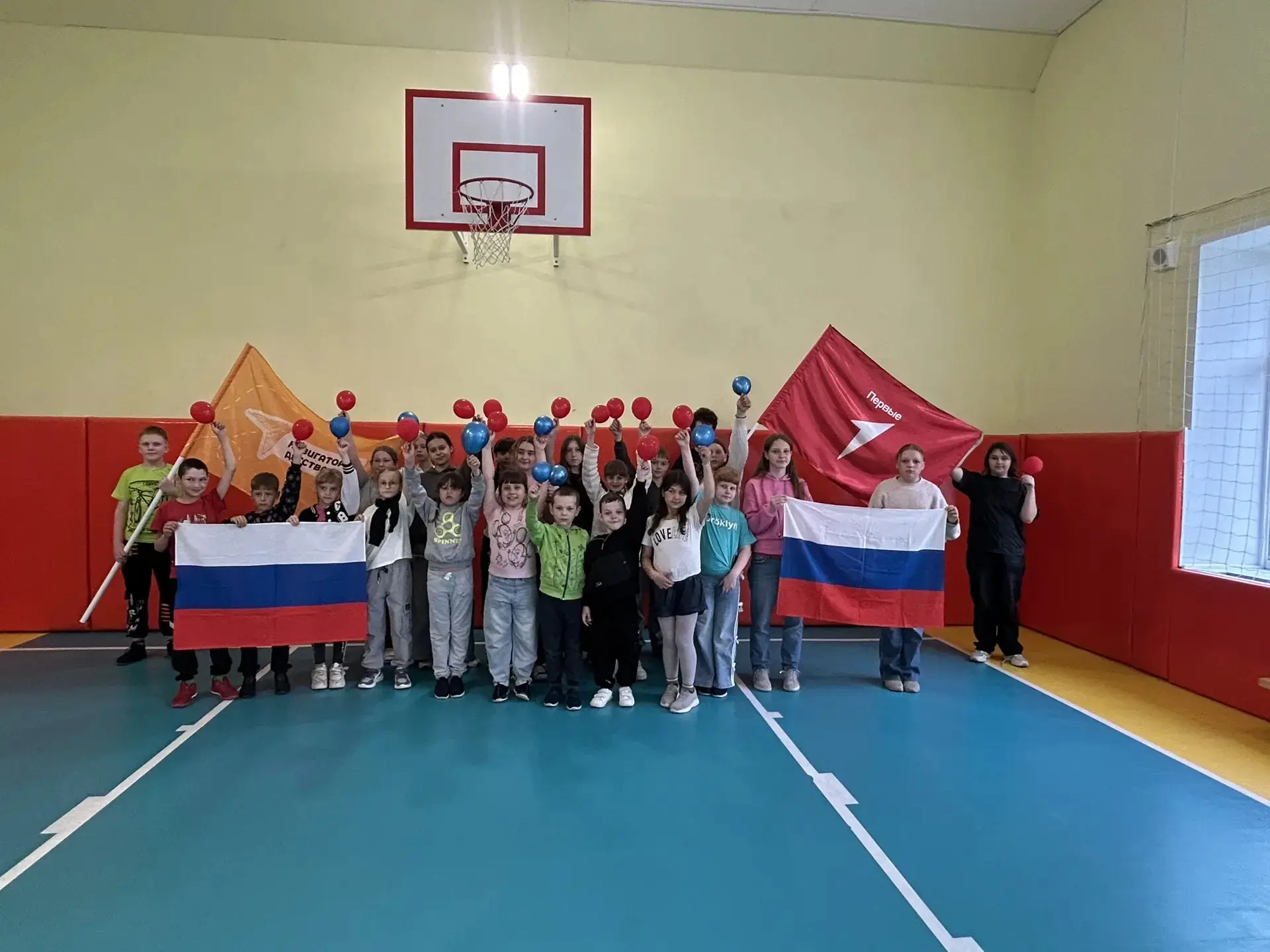 🇷🇺 Семейный фестиваль ко Дню защиты детей: радость и единство для всех поколений  🇷🇺